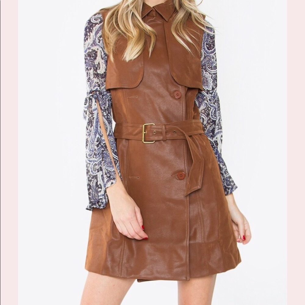Trench coat, Brown